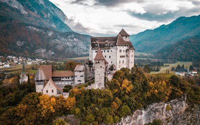 Gutenberg Kalesi, antik kale, sonbahar, dağ manzarası, Alpler, Balzers, Liechtenstein