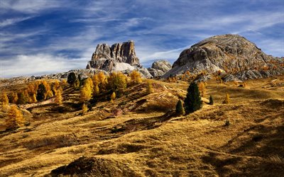 峠, Passo Falzarego, 秋, 山の風景, Dolomites, イタリア
