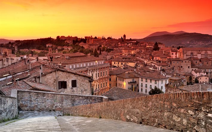 Perugia, noite, p&#244;r do sol, paisagem urbana de Perugia, bela cidade, panorama de Perugia, Umbria, It&#225;lia