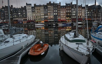 Honfleur, France, Port, les yachts, les bateaux, les villes fran&#231;aises