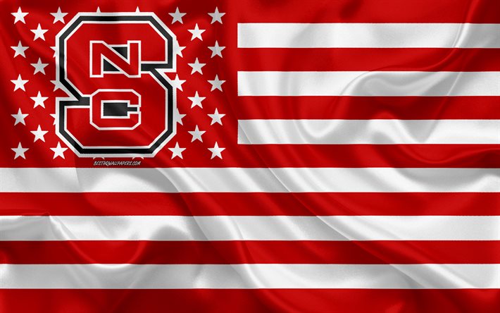 NC Estado Wolfpack, Time de futebol americano, criativo bandeira Americana, vermelho bandeira branca, NCAA, Raleigh, Carolina Do Norte, EUA, NC Estado Wolfpack logotipo, emblema, seda bandeira, Futebol americano