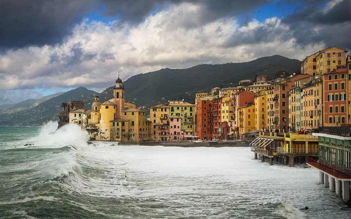 Camogli, Portofino, myrsky, ilta, suuret aallot, Camoglin kaupunkikuva, Camoglin panoraama, Liguria, Italia