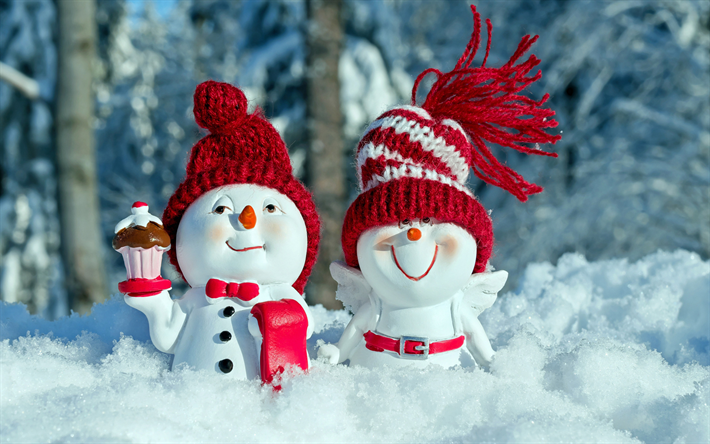 l&#39;hiver, la neige, bonhommes de neige, des chapeaux rouges, Nouvelle Ann&#233;e, bonhomme de neige