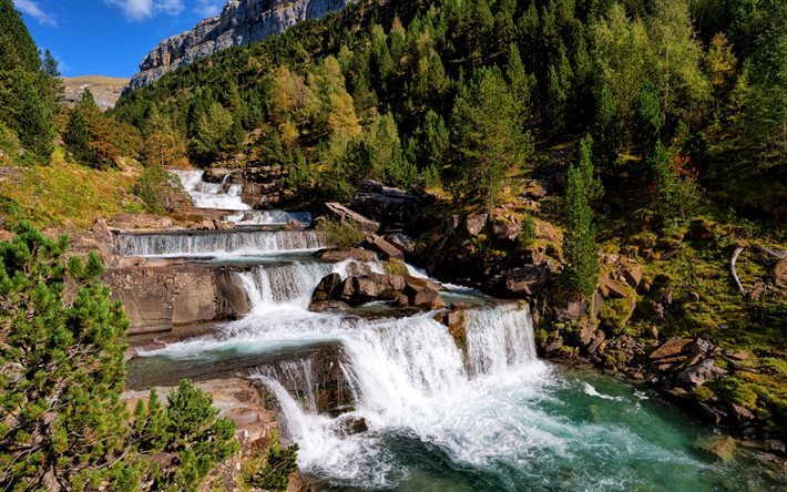cascata, fiume di montagna, cascate, paesaggio di montagna, estate, Valle di Ordesa, Huesca, Aragona, Spagna