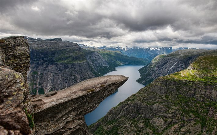 Trolls-Tongue, 4k, montagnes, fjord, falaises, nuages, Norv&#232;ge, belle nature, Europe