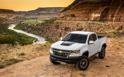 Chevrolet Colorado ZR2, 2018, Extended Cab, SUV, pickup truck, evening, sunset, canyon, new white Colorado, american cars, Chevrolet