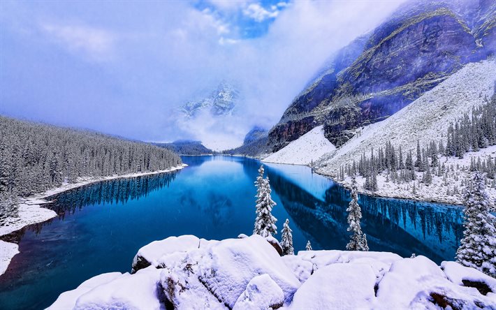 Banff, en hiver, 4k, neige, lac bleu, Am&#233;rique du Nord, les montagnes, le Parc National de Banff, beaut&#233; de la nature, du Canada, de l&#39;Alberta, HDR