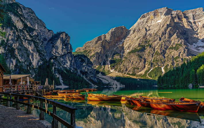 Lake Braies, Alps, morning, sunrise, boat station, Lago di Braies, Pragser Wildsee, Dolomites, mountain lake, mountain landscape, South Tyrol, Italy