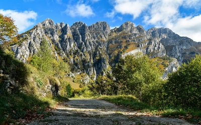Monte Serrada, Monte Resegone, mountain landscape, spring, Resegone di Lecco, Bergamasque Prealps, Alps, Lombardy, Italy