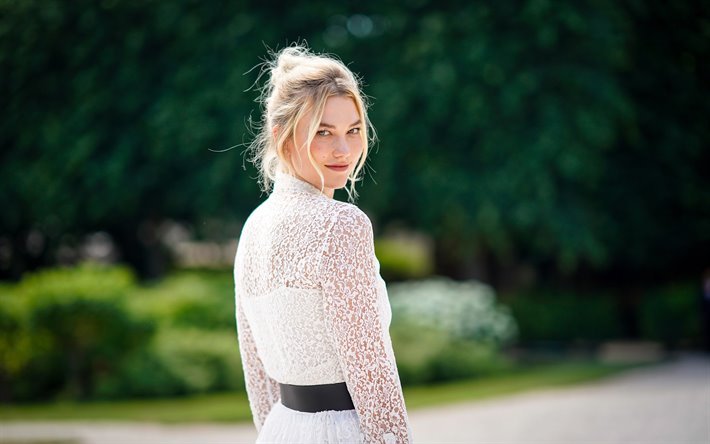 Karlie Kloss, Amerikalı s&#252;permodel, fotoğraf &#231;ekimi, beyaz dantel elbise, G&#252;zel kadın