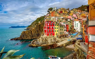 Ligurian, Deniz, sahil, g&#252;zel şehir, Cinque Terre, Riomaggiore, İtalya, Akdeniz, akşam, Ligurian Sea