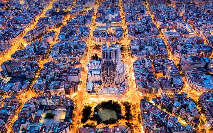 Sagrada Familia, havadan g&#246;r&#252;n&#252;m, akşam, Barselona, Roma Katolik bazilikası, Barselona şehir manzarası, Barselona hava manzarası, Barselona panoraması, Katalonya, İspanya