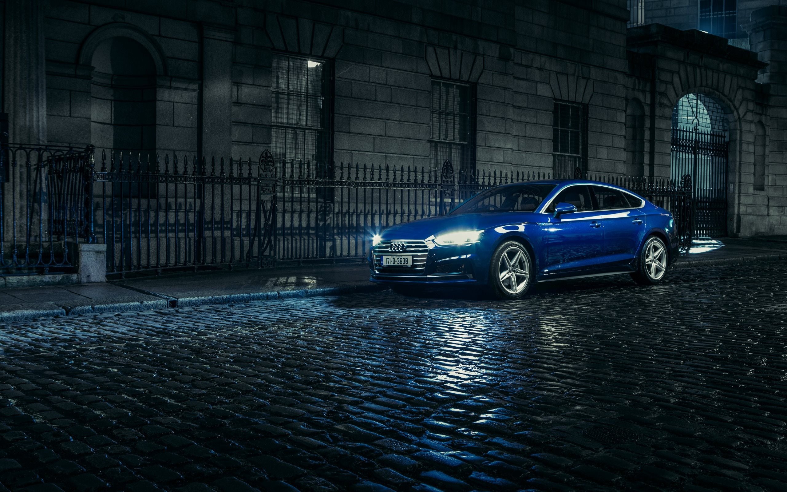 ダウンロード画像 Audi A5sportback 17年度 Tdiクアトロ Sライン 青audi A5青 夜 画面の解像度 2560x1600 壁紙デスクトップ上