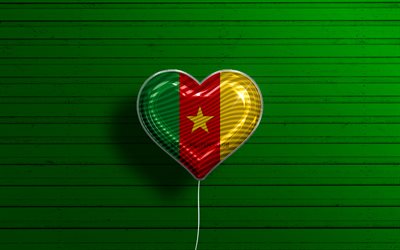 J&#39;aime le Cameroun, 4k, ballons r&#233;alistes, fond en bois vert, pays africains, coeur de drapeau du Cameroun, pays pr&#233;f&#233;r&#233;s, drapeau du Cameroun, ballon avec drapeau, Cameroun, amour du Cameroun
