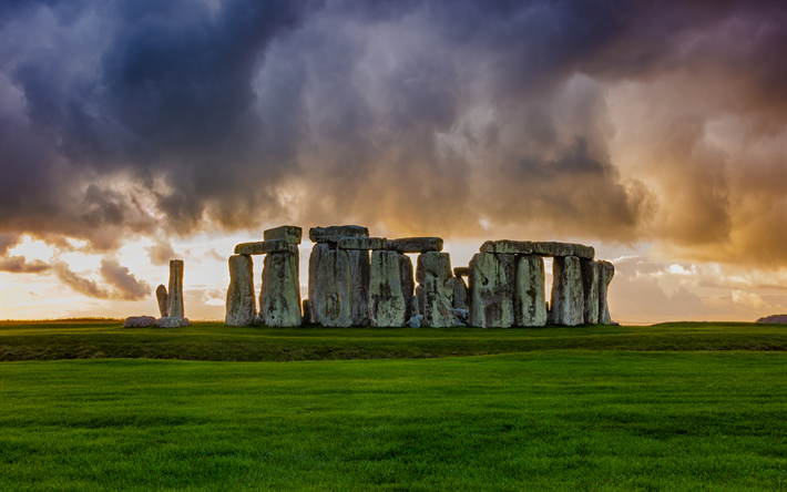 Stonehenge, 4k, İngilizce tarihi yerler, bulutlar, Amesbury, Birleşik Krallık