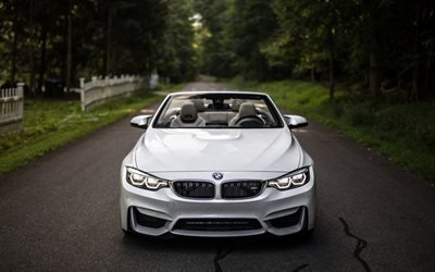 BMW M4, 2018, Beyaz M4, dış cephe, &#246;nden g&#246;r&#252;n&#252;m, beyaz Cabrio, l&#252;ks arabalar, M4 Convertible, F83, Adaptif LED, BMW