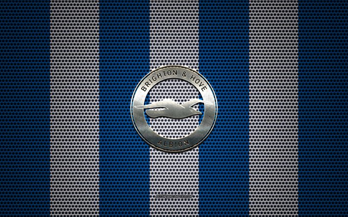 Brighton and Hove Albion FC logo, club de football anglais, embl&#232;me m&#233;tallique, bleu, blanc, maille en m&#233;tal d&#39;arri&#232;re-plan, Brighton and Hove Albion FC, Premier League, &#224; Brighton, en Angleterre, le football