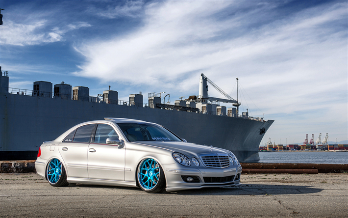 Mercedes-Benz E-klass, low rider, tuning, W211, port, silver Mercedes