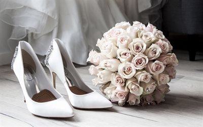 ブライダルブーケ, 白バラの花, 白い花嫁の靴, 結婚式の概念, バラ, 結婚式の花束