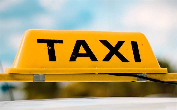 黄色のタクシーでサイン, サタクシー車, タクシーの概念, 屋根車, タクシー