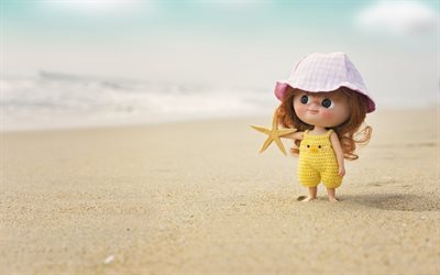 summer travel concepts, trailers, beach, sand, sea, Panama, summer, doll