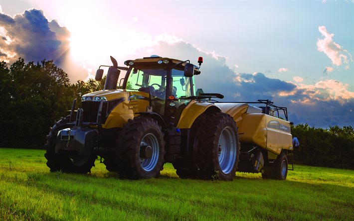 Challenger MT535E, 4k, cueillette d’herbe, tracteurs 2019, machines agricoles, tracteur sur le terrain, tracteur jaune, agriculture, S&#233;rie Challenger MT500E, r&#233;colte, Challenger