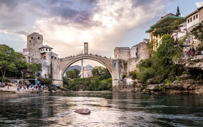 Mostar, el Stari most, Puente de Mostar, Neretva, r&#237;o, puente de piedra, lugar de inter&#233;s, Bosnia y Herzegovina