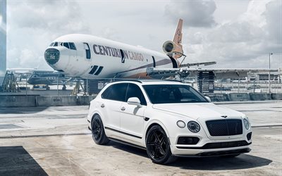 Bentley Bentayga, 2018 luxury white SUV, new white Bentayga, black wheels, tuning, British cars, Bentley