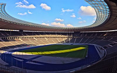 Olympiastadion Berlin, Almanya, Alman Futbol Stadyumu, Hertha BSC Stadyumu, Bundesliga, Futbol sahası
