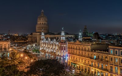 La habana, Cuba, la noche, El Capitolio, el edificio del Parlamento, las luces de la ciudad, la Habana Vieja