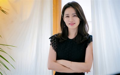 Son Ye-jin, portrait, South Korean actress, black dress, beautiful woman
