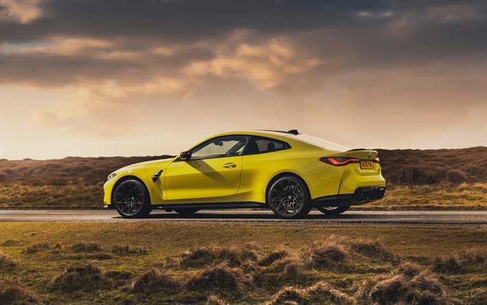 BMW M4, 2021, yellow coupe, side view, new yellow yellow, coupe, M4 Competition, German cars, BMW