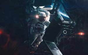 4K Laptop Astronaut Space Station