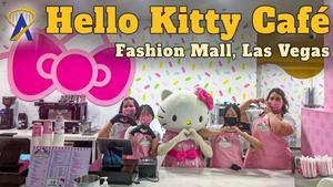 A Beaming Hello Kitty  Wallpaper