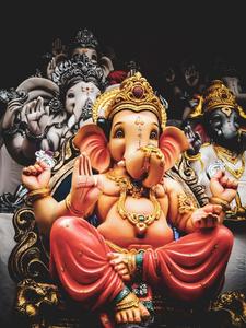 A Colorful Artistic Representation of Hindu Deity Ganesh ganesh wallpaper