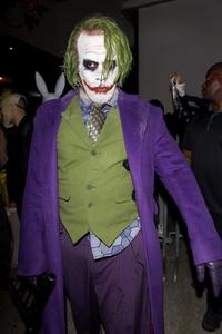 a man dressed as the joker joker wallpaper