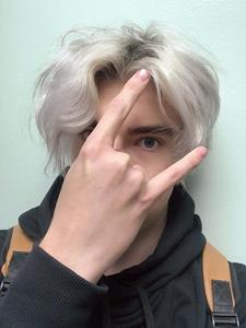 Aesthetic Boy Daydreaming aesthetic boy wallpaper
