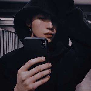 Aesthetic Boy Wearing an Oversized Sweater and Beanie aesthetic boy wallpaper