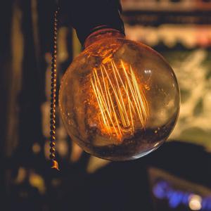 Aesthetic Ipad Light Bulb aesthetic ipad wallpaper