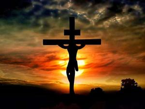 Aesthetic Jesus On Cross At Sunset aesthetic jesus wallpaper