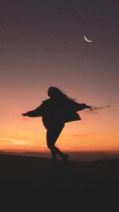 Aesthetic Silhouette Girl aesthetic girl wallpaper