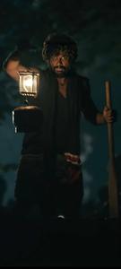 Allu Arjun HD Holding Lamp allu arjun hd wallpaper