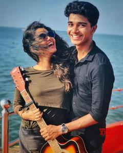 Anupama Parameswara Brother anupama parameswaran wallpaper