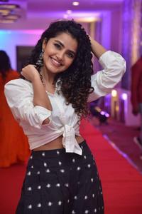 Anupama Parameswara Red Carpet anupama parameswaran wallpaper