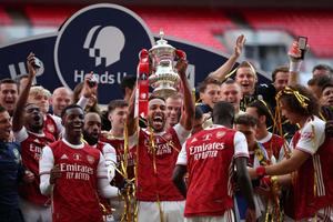 Arsenal FC: Where Passion Meets Football arsenal wallpaper