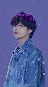 Being fearless and staying positive—That is BTS V bts v wallpaper