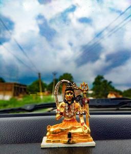 Bhole Baba Gold Figurine bhole baba wallpaper
