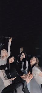 Blackpink Cute Dance Practice Group Selfie blackpink cute wallpaper
