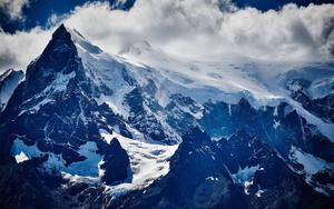 Blue Chilean mountains at sunset 8k wallpaper