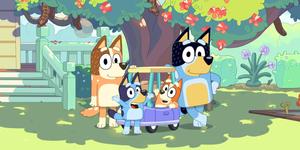 Bluey Family In Front Of House bluey wallpaper